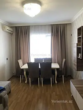 Satılır 3 otaqlı köhnə tikili 80 m² — Bakı, Nizami 3 otaq 80.00 m²