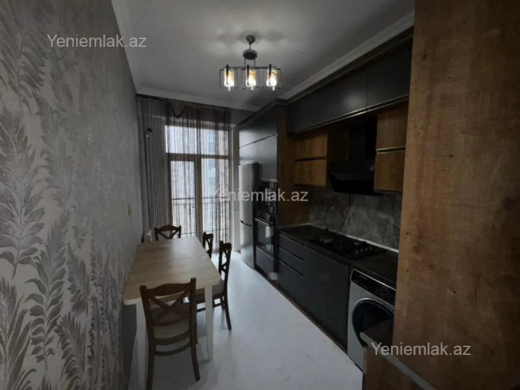 Satılır 3 otaqlı yeni tikili 85 m²