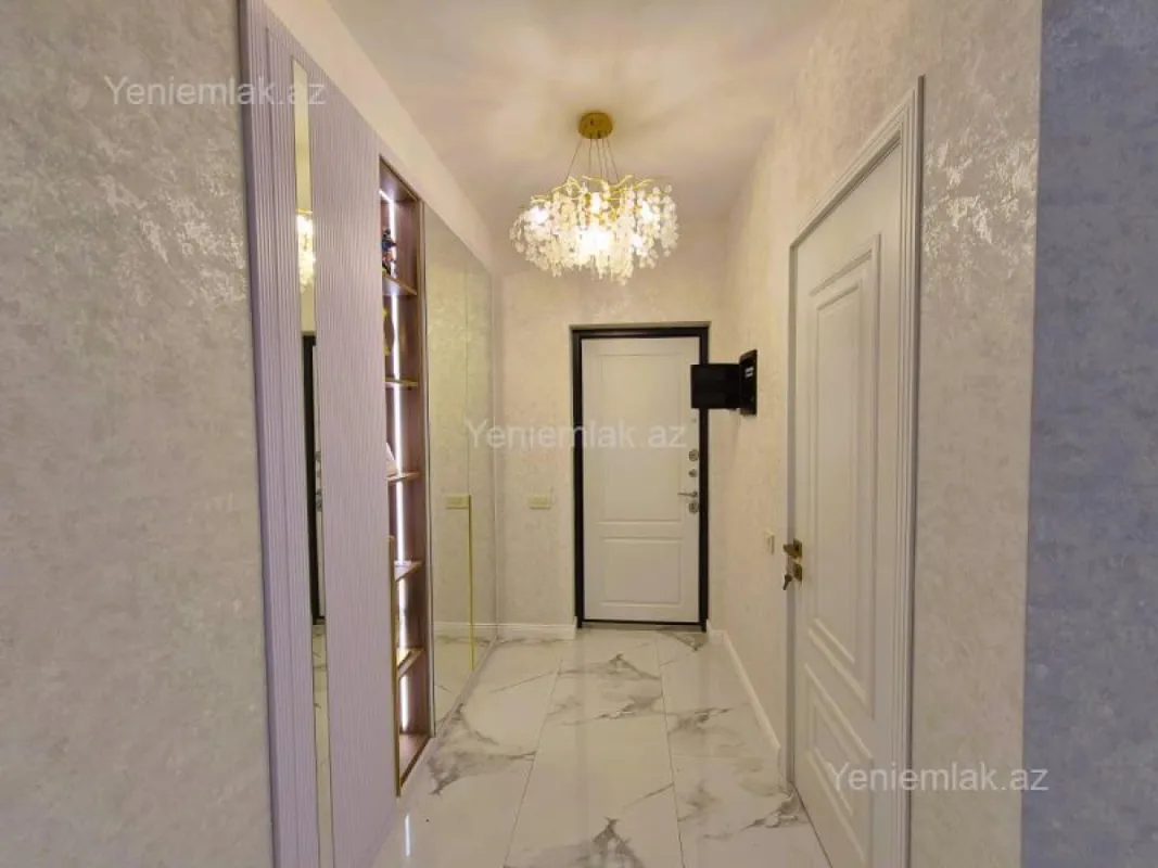 Satılır 4 otaqlı yeni tikili 110 m²