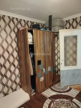 Satılır 2 otaqlı köhnə tikili 50 m²