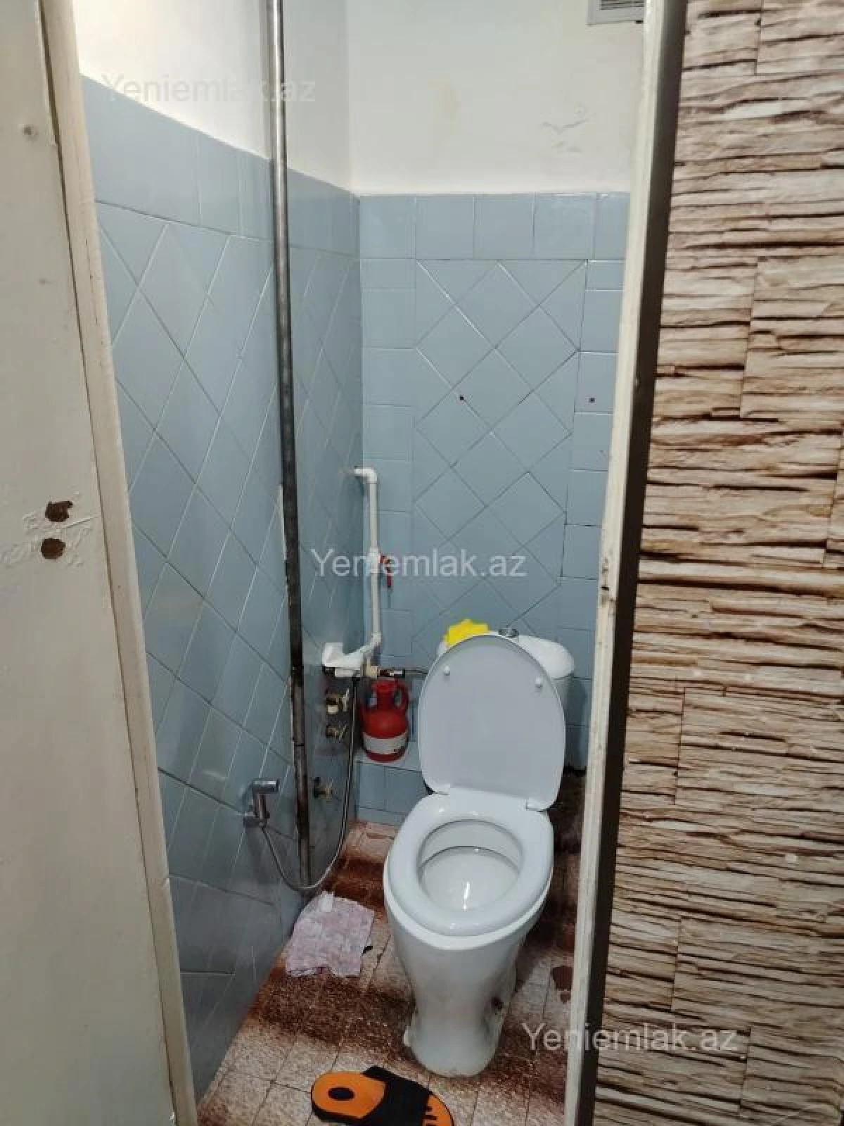 Satılır 2 otaqlı köhnə tikili 50 m²