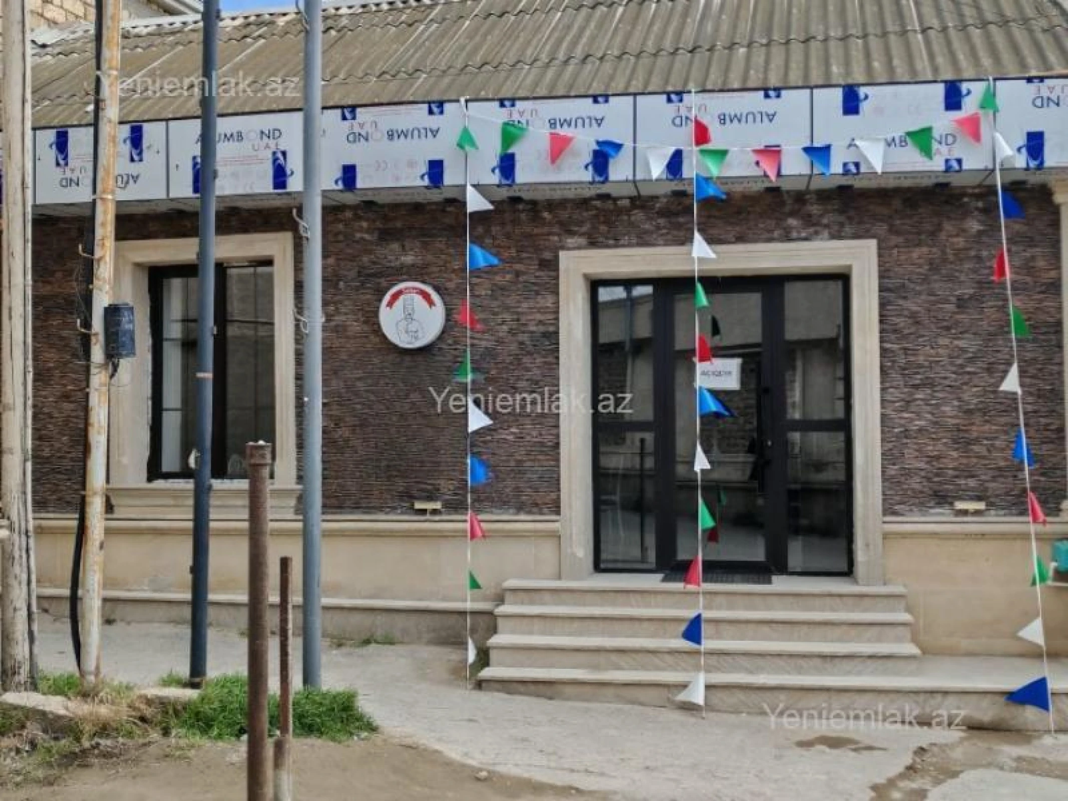 Satılır 4 otaqlı obyekt 175000 m²