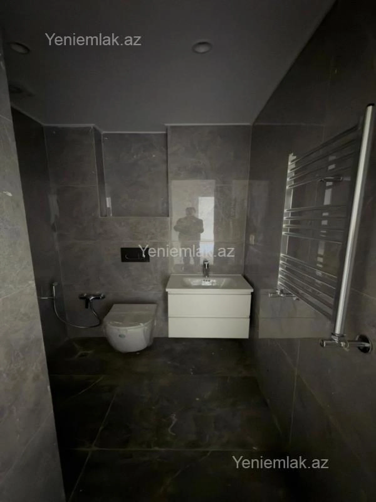 Satılır 2 otaqlı yeni tikili 64 m²