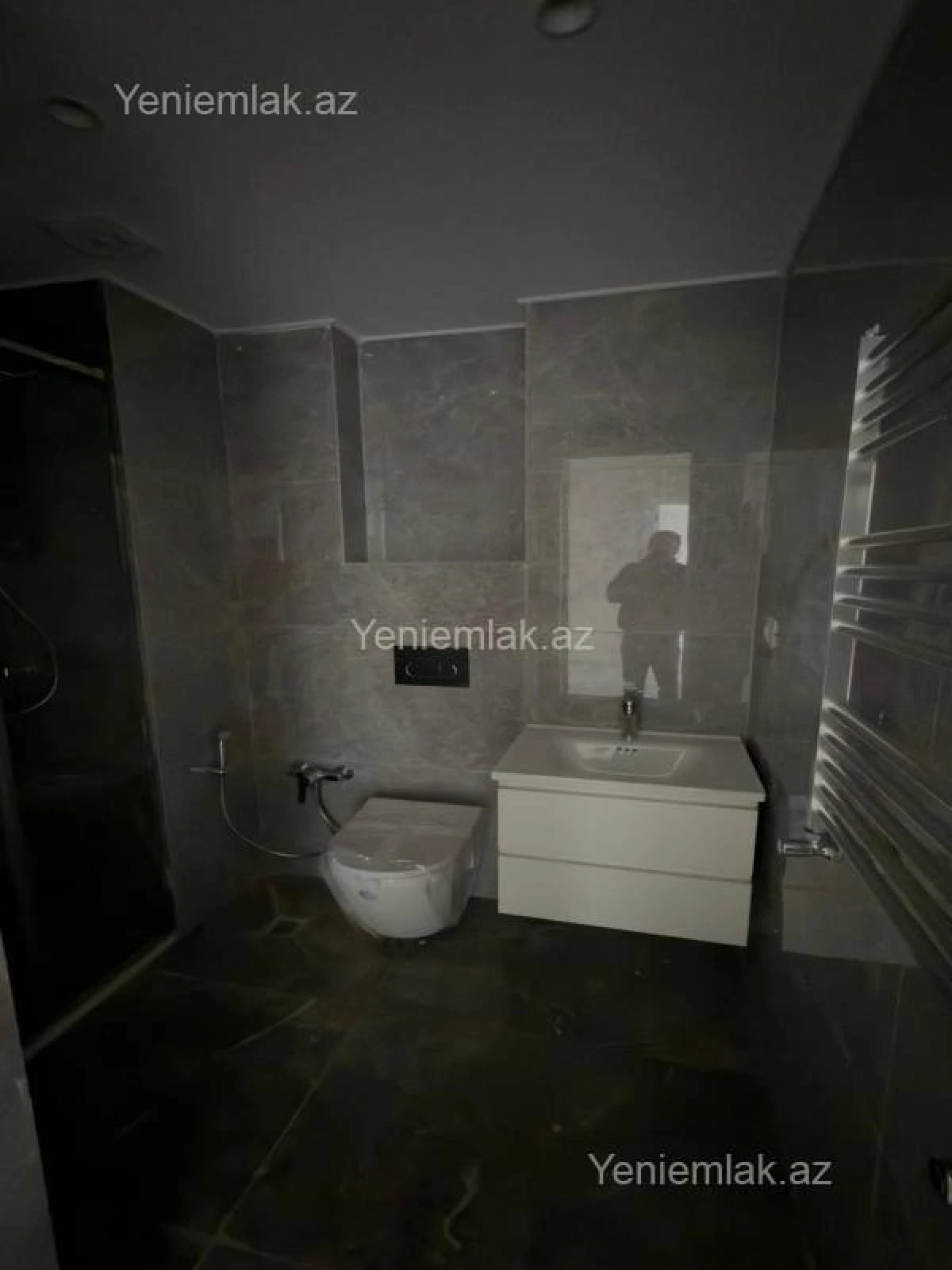 Satılır 2 otaqlı yeni tikili 64 m²