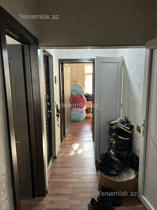 Satılır 3 otaqlı köhnə tikili 55 m²