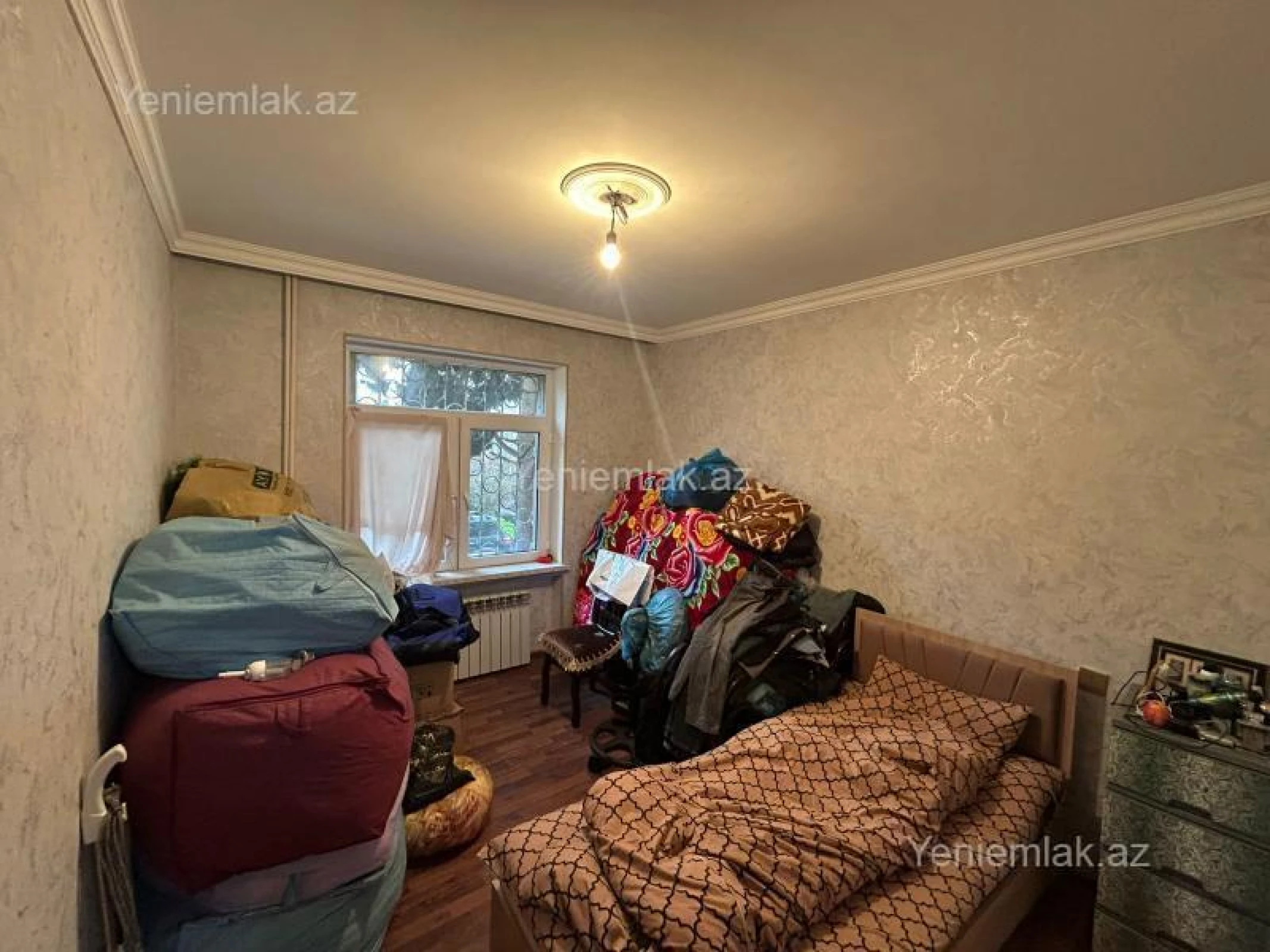 Satılır 3 otaqlı köhnə tikili 55 m²