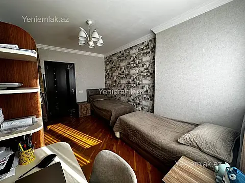 Satılır 3 otaqlı köhnə tikili 85 m²