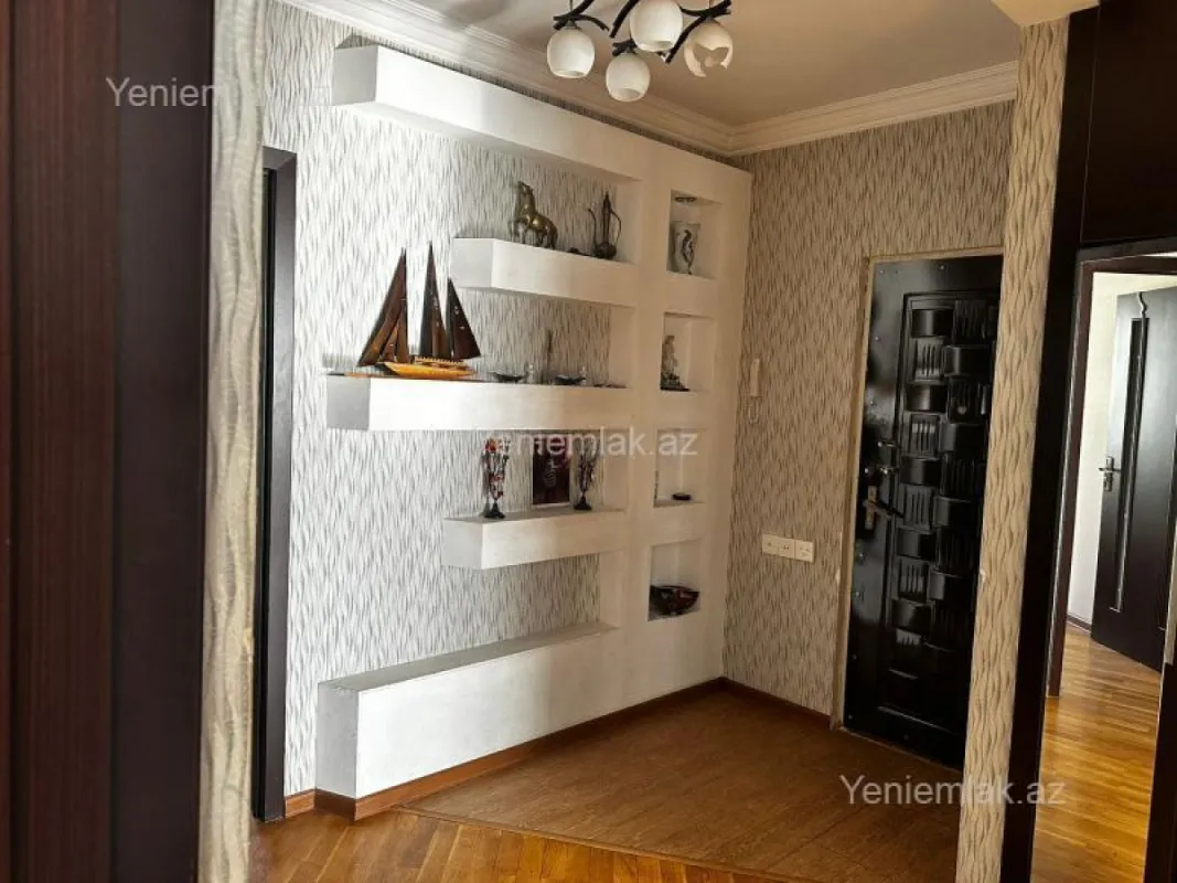 Satılır 3 otaqlı köhnə tikili 85 m²