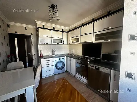 Satılır 3 otaqlı köhnə tikili 85 m²