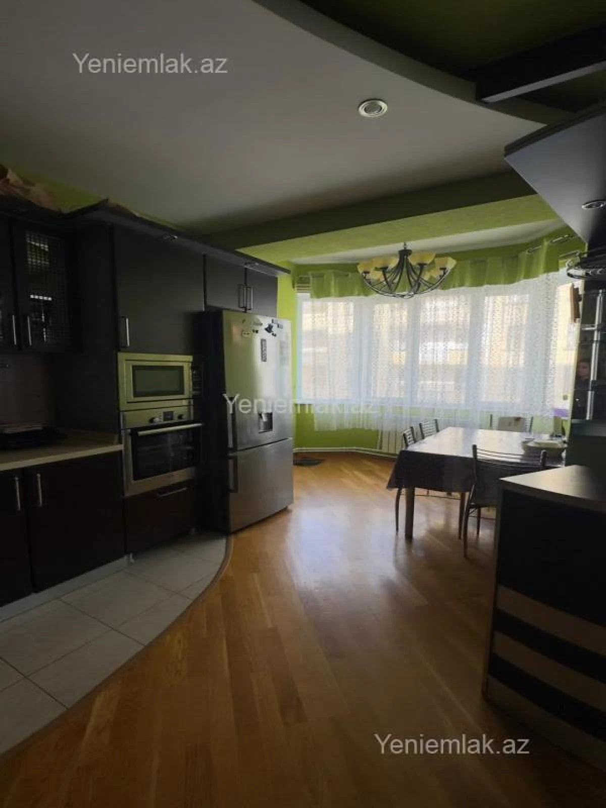 Satılır 4 otaqlı yeni tikili 205 m²