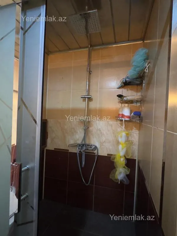 Satılır 4 otaqlı yeni tikili 205 m²