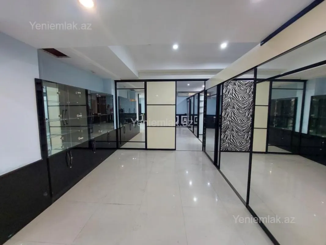 Satılır 6 otaqlı obyekt 280 m²