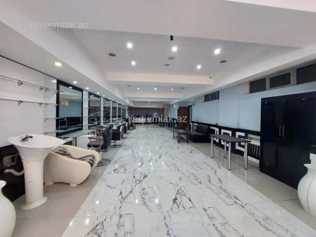Satılır 6 otaqlı obyekt 280 m²