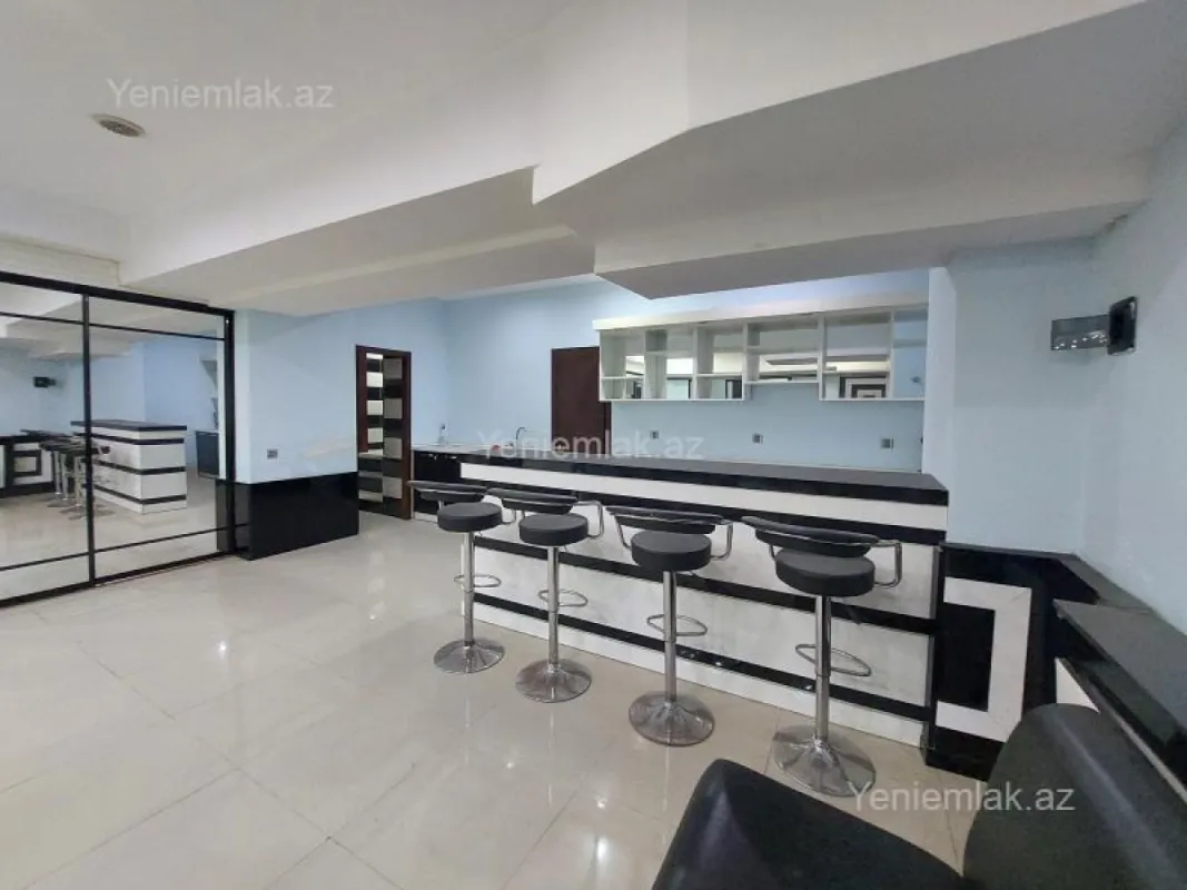 Satılır 6 otaqlı obyekt 280 m²