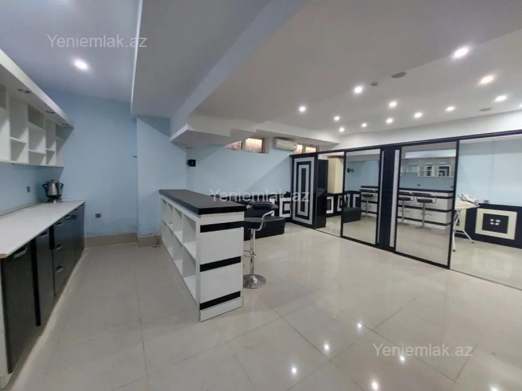 Satılır 6 otaqlı obyekt 280 m²