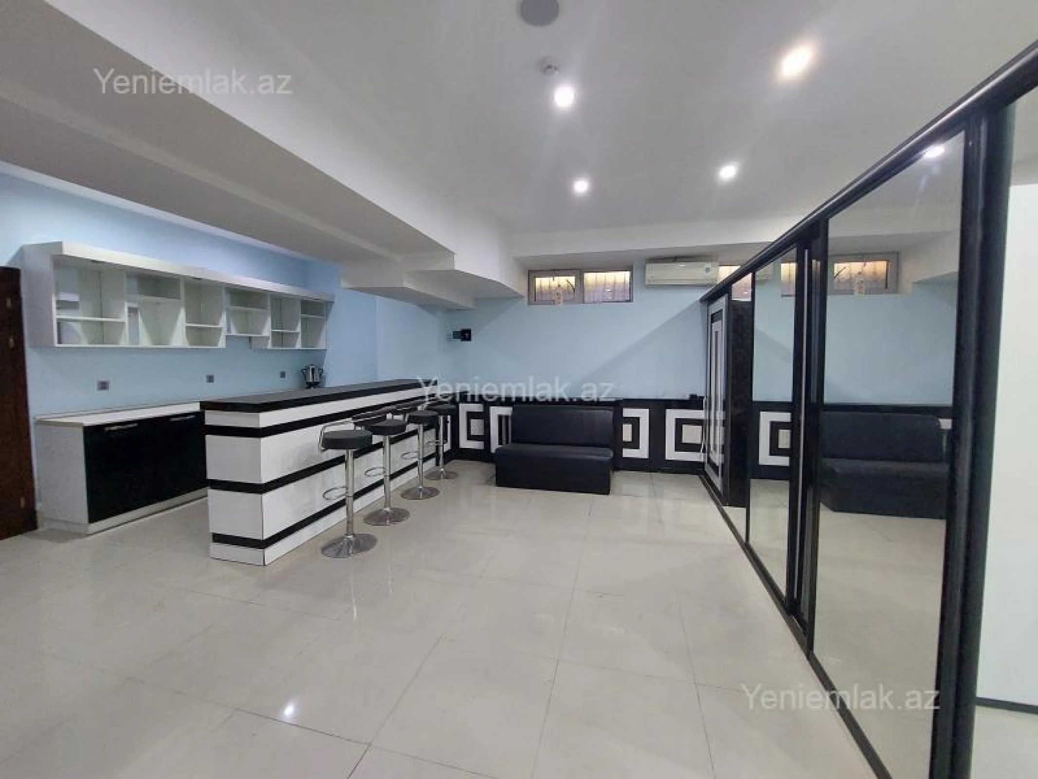 Satılır 6 otaqlı obyekt 280 m²