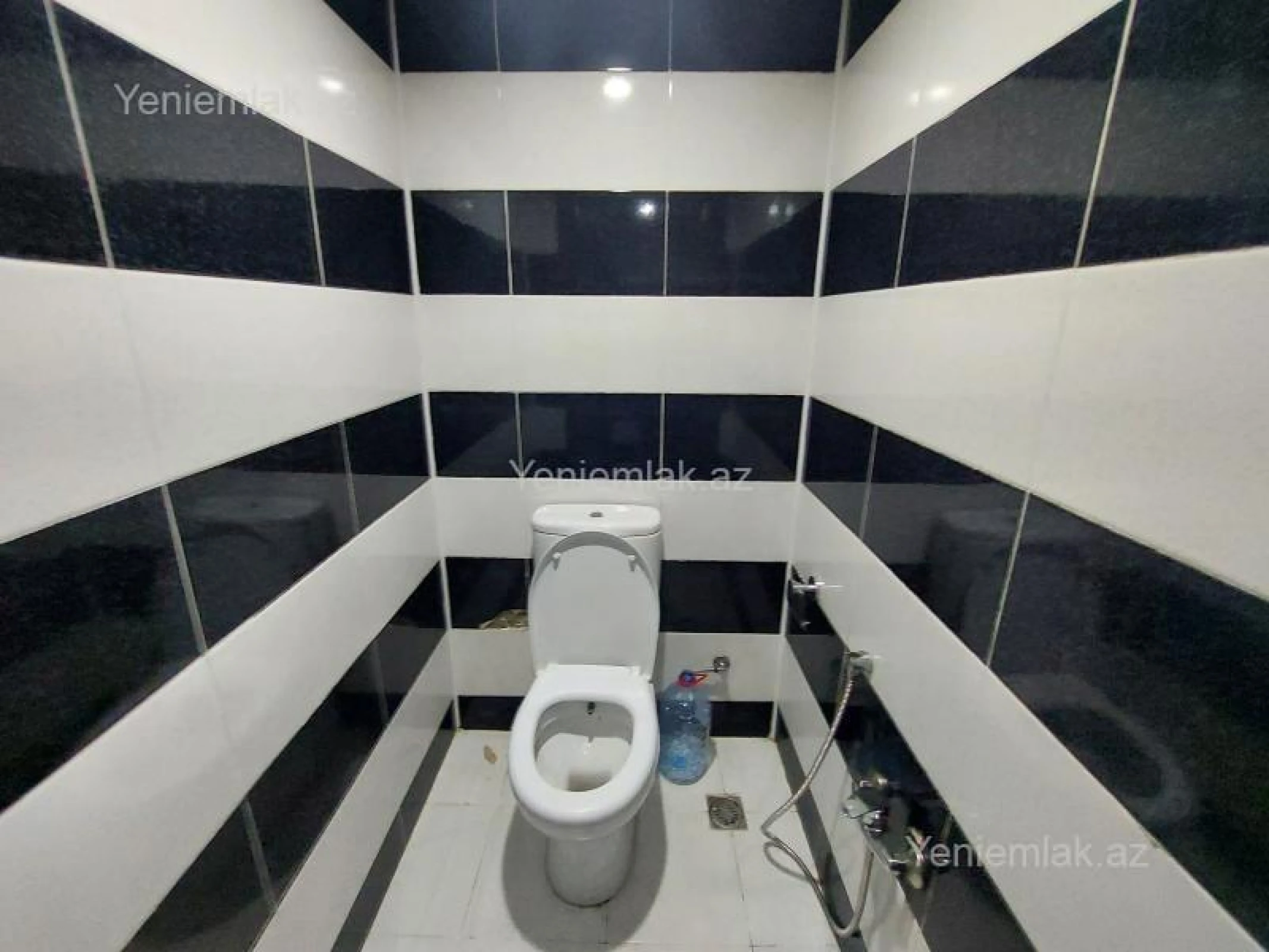 Satılır 6 otaqlı obyekt 280 m²