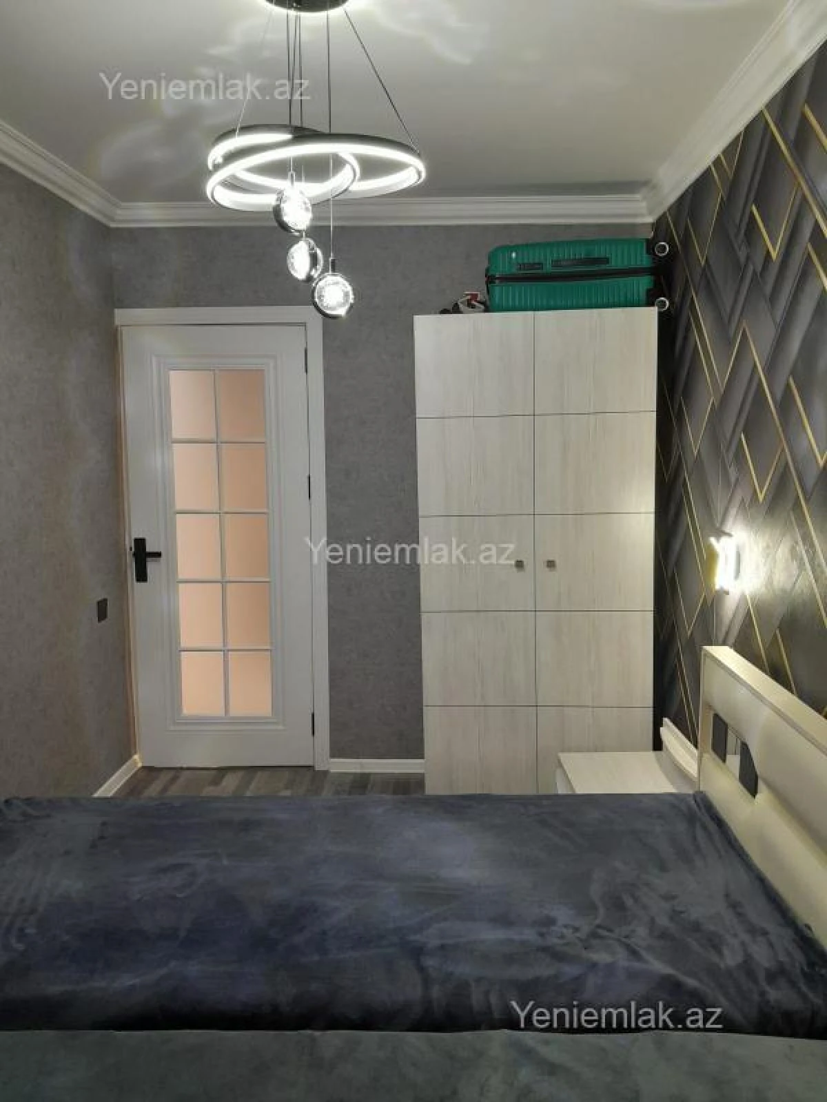 Satılır 3 otaqlı köhnə tikili 72 m²
