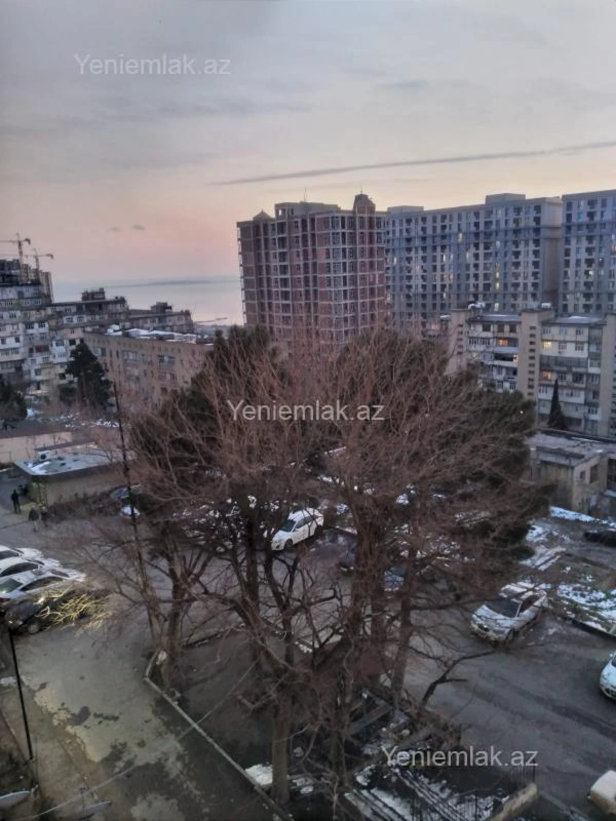 Satılır 5 otaqlı köhnə tikili 125 m²