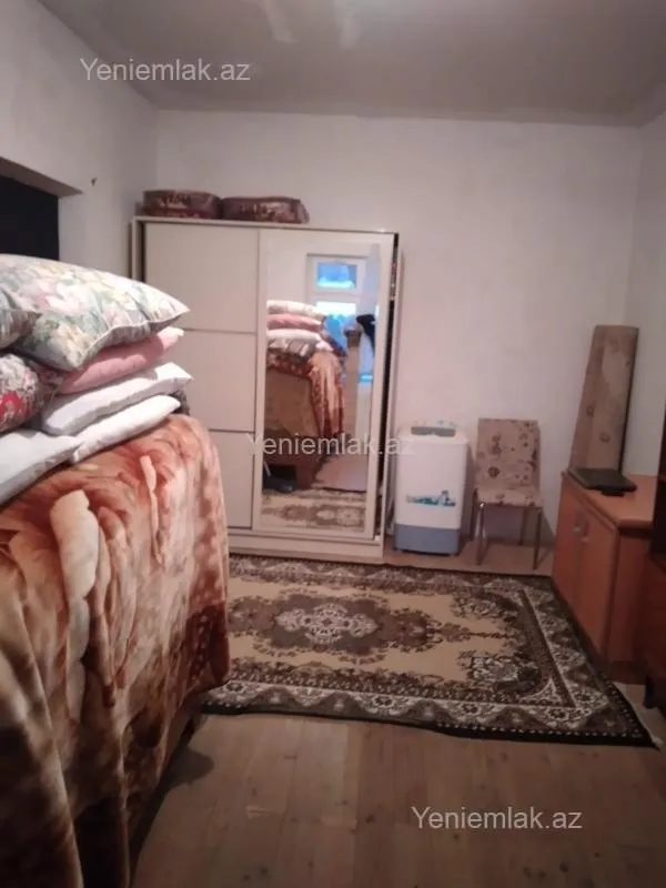 Satılır 5 otaqlı köhnə tikili 125 m²