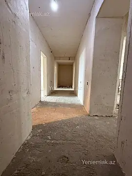 Satılır 4 otaqlı köhnə tikili 110 m²