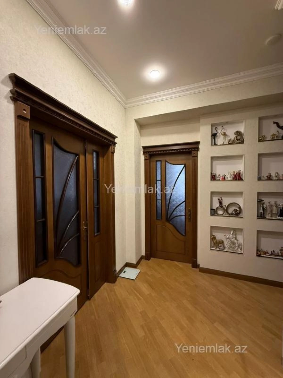 Satılır 3 otaqlı yeni tikili 101 m²
