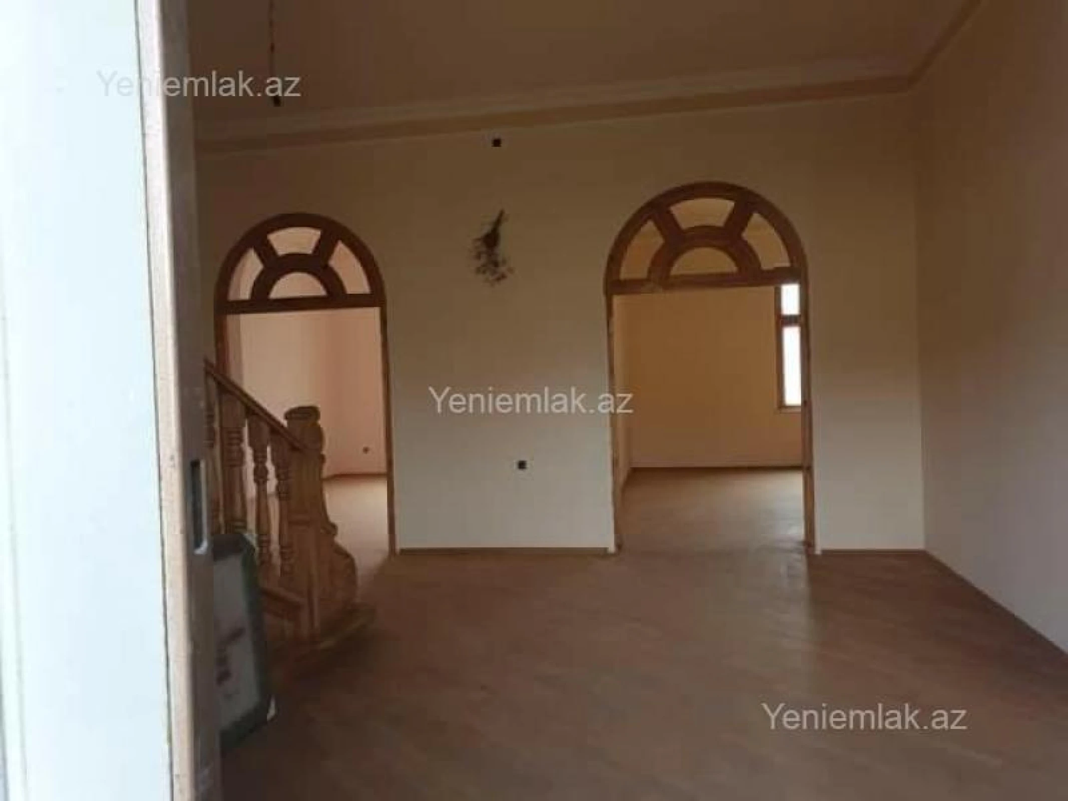 Satılır 7 otaqlı həyət evi 450 m²