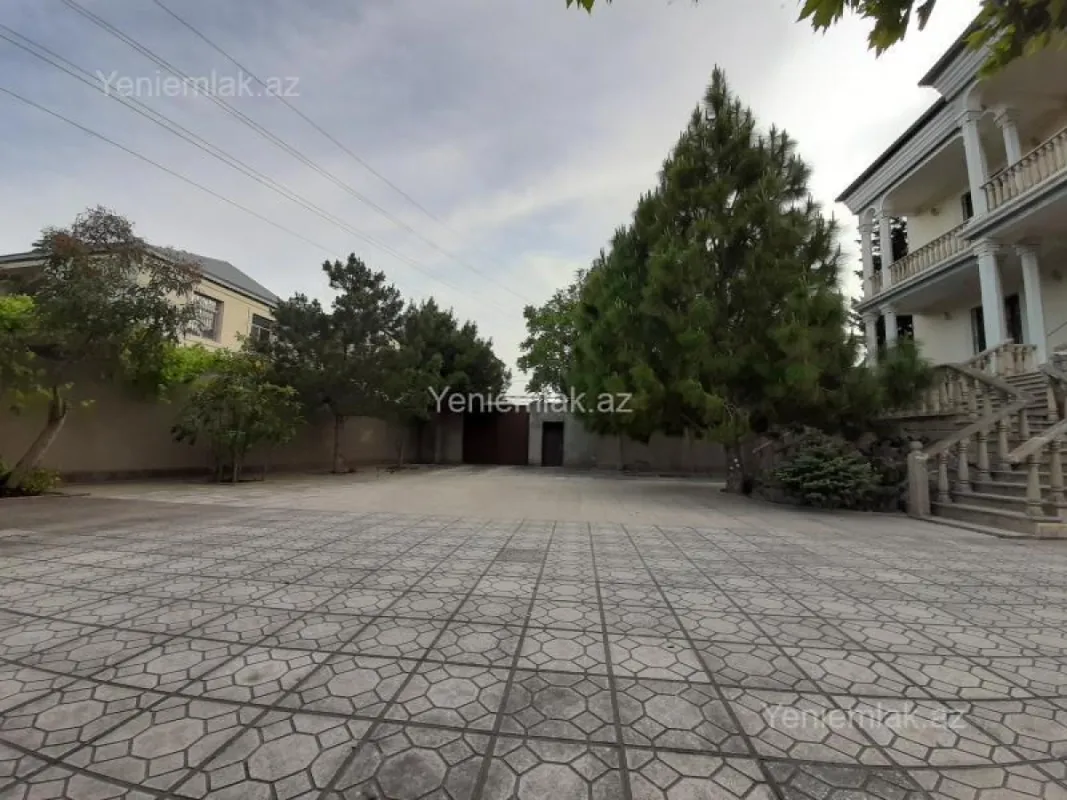 Satılır 6 otaqlı həyət evi 470 m²