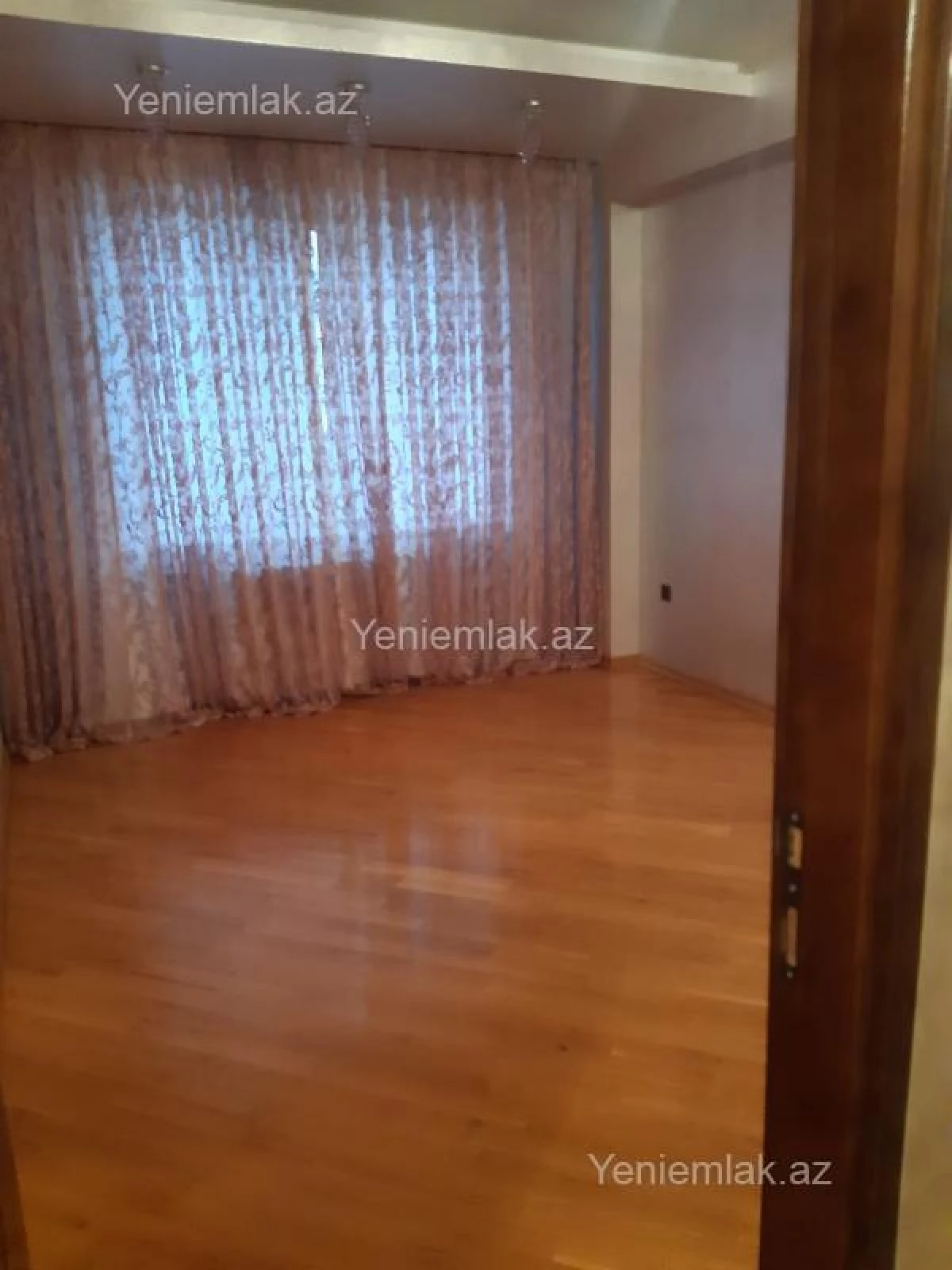 Satılır 2 otaqlı yeni tikili 77 m²