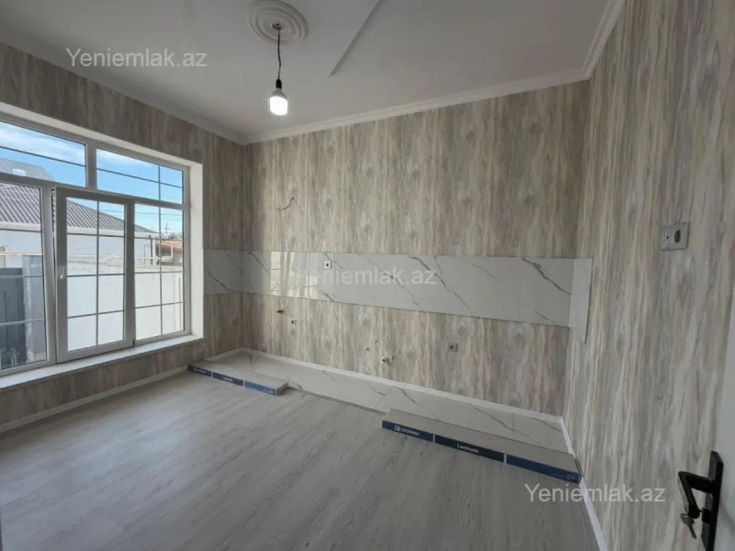 Satılır 4 otaqlı həyət evi 125 m²