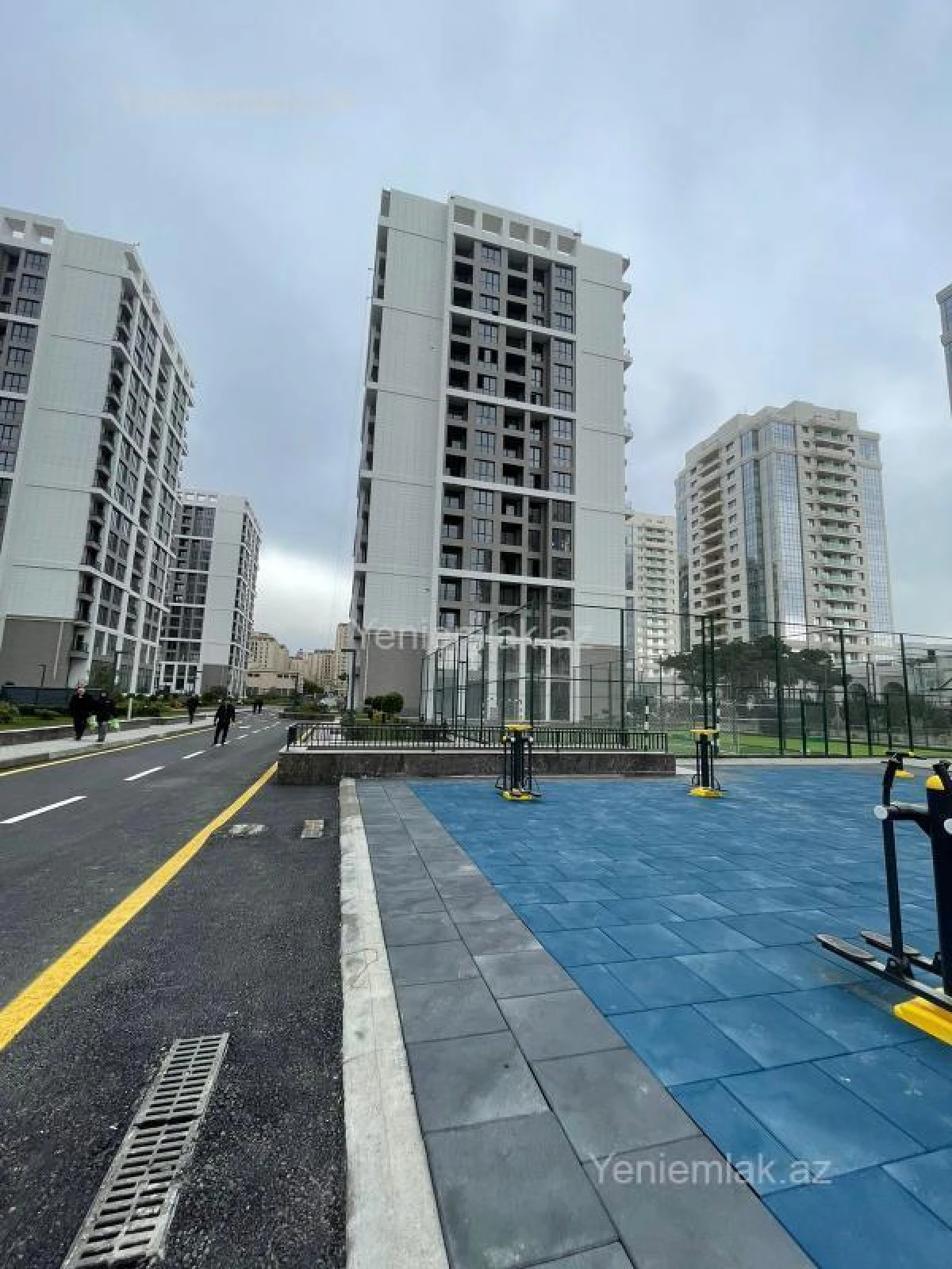 Satılır 3 otaqlı yeni tikili 147 m²