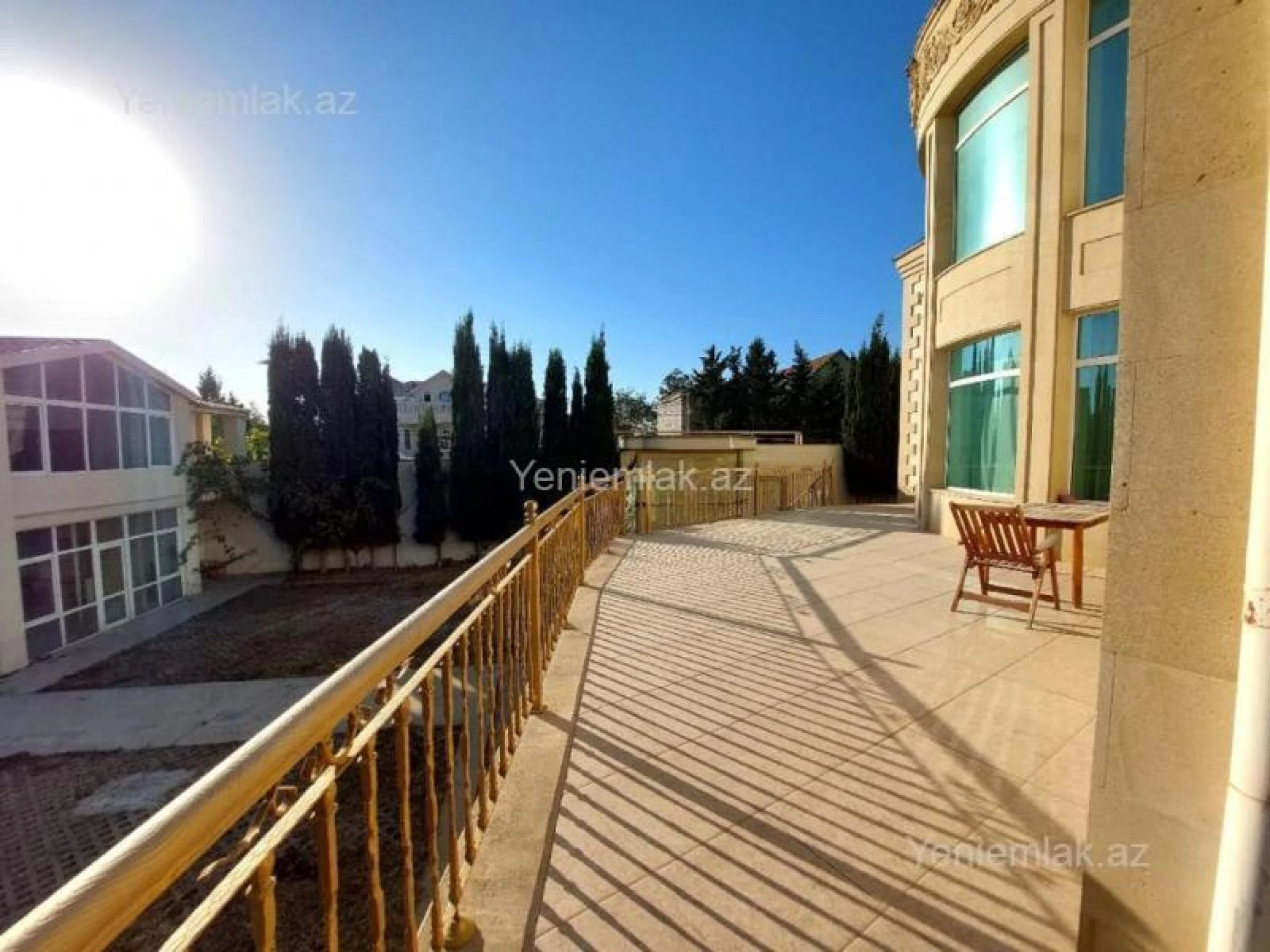 Satılır 6 otaqlı həyət evi 460 m²