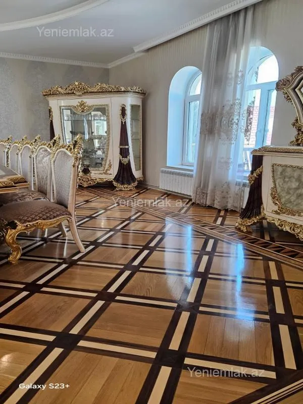 Satılır 6 otaqlı həyət evi 460 m²