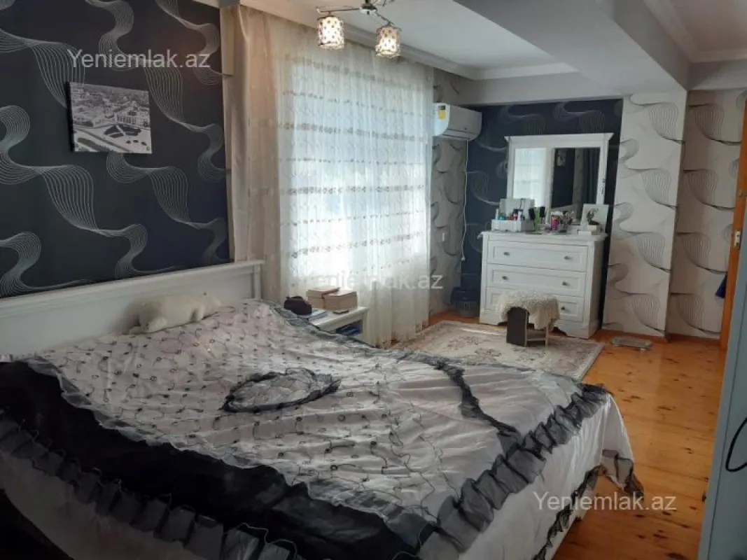 Satılır 3 otaqlı yeni tikili 110 m²