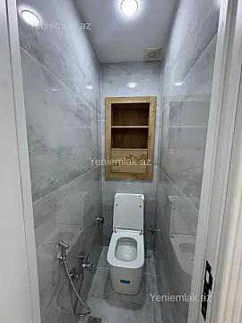 Satılır 3 otaqlı köhnə tikili 75 m²