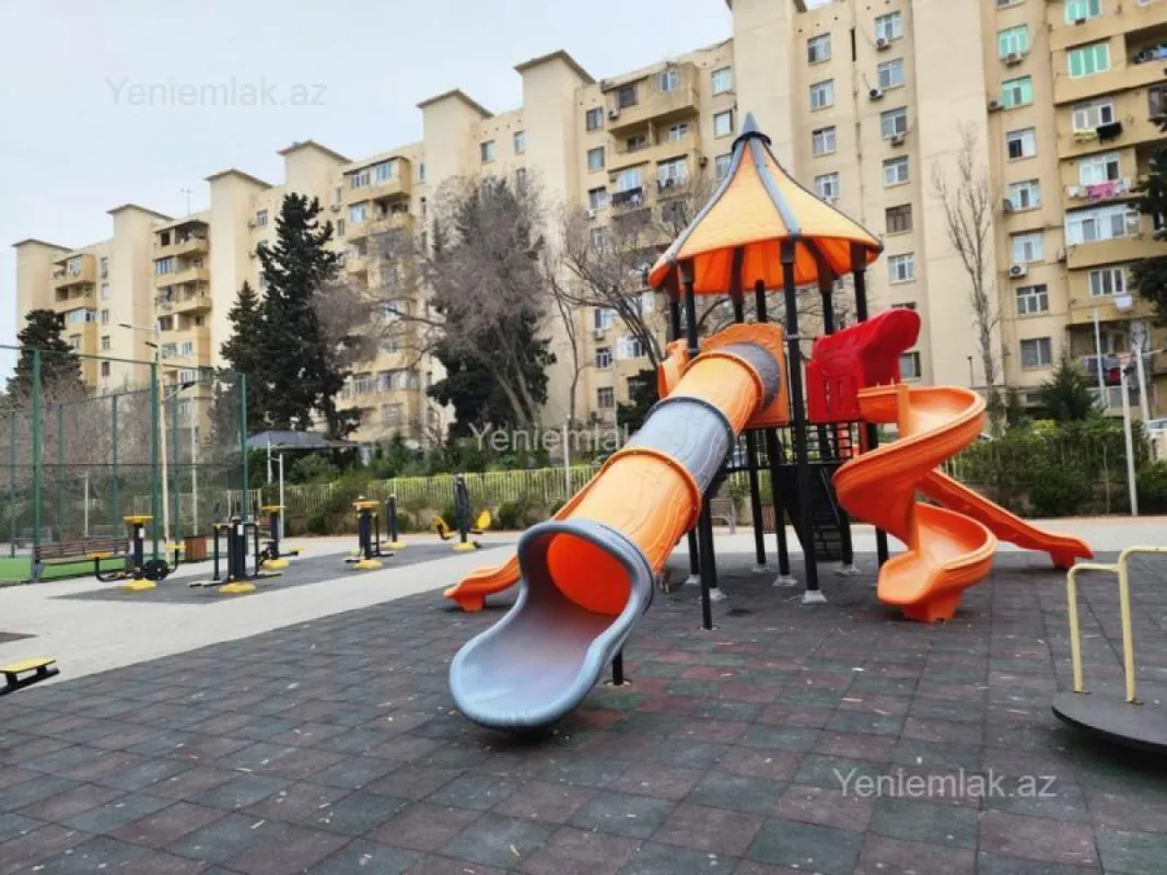 Satılır 3 otaqlı köhnə tikili 85 m²