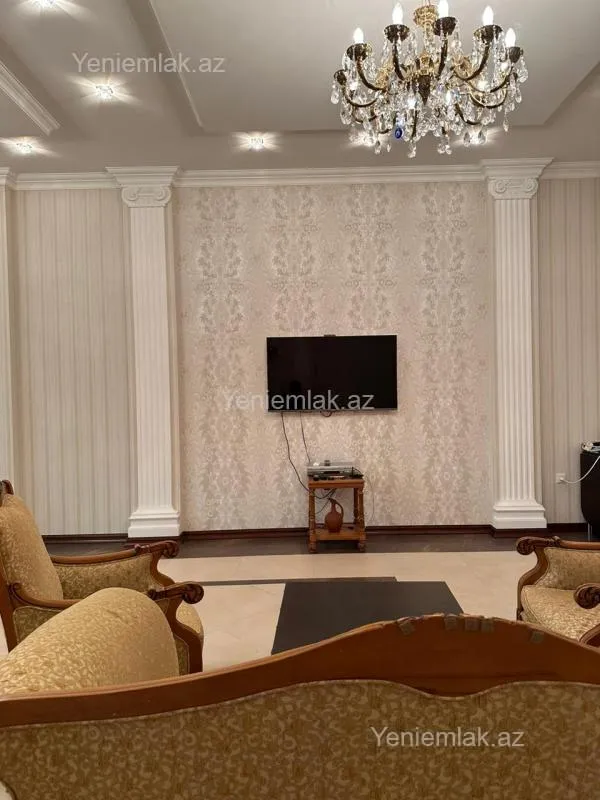 Satılır 6 otaqlı həyət evi 400 m²