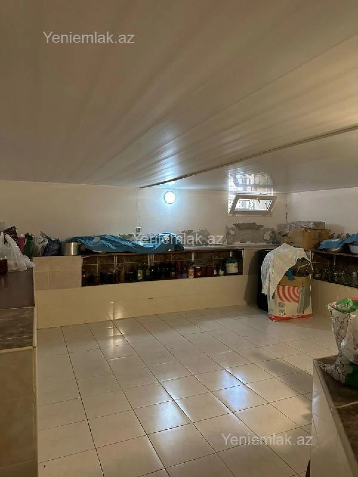 Satılır 6 otaqlı həyət evi 400 m²