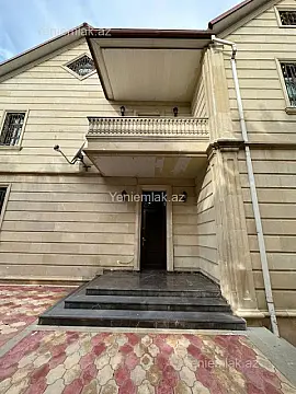 Satılır 6 otaqlı həyət evi 400 m²