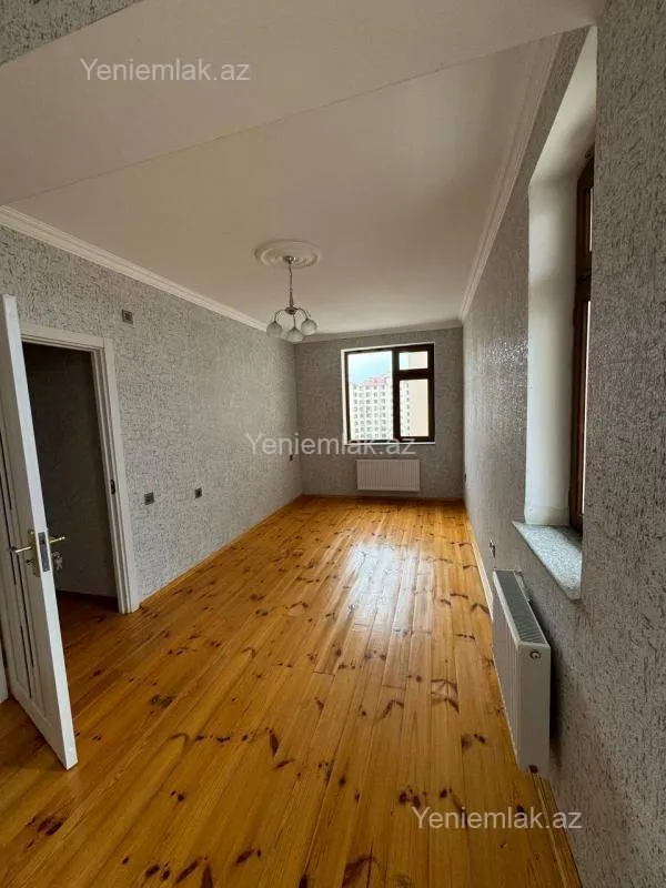 Satılır 4 otaqlı yeni tikili 110 m²