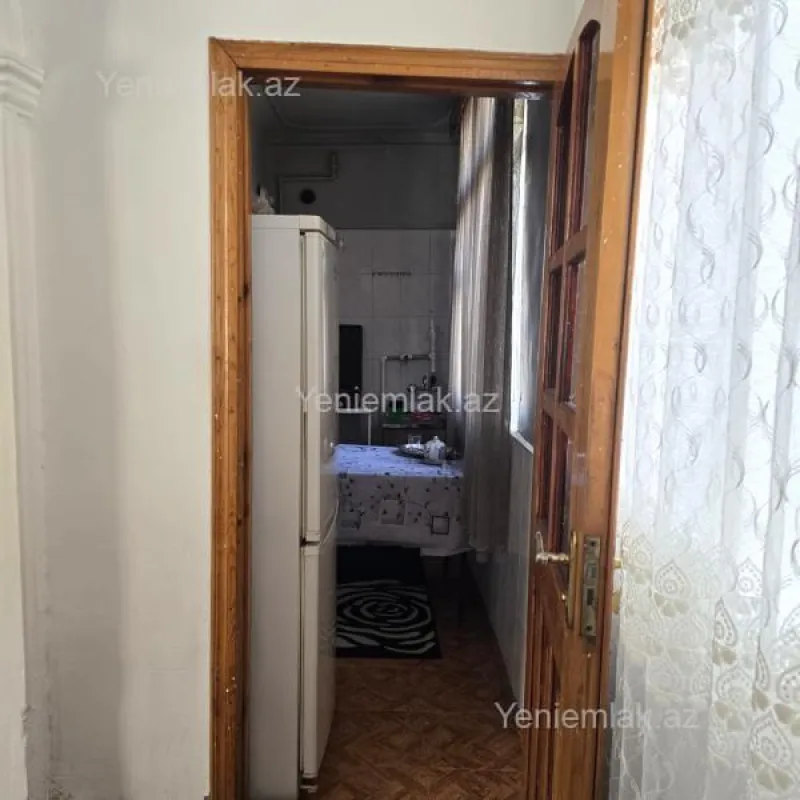 Satılır 2 otaqlı köhnə tikili 40 m²