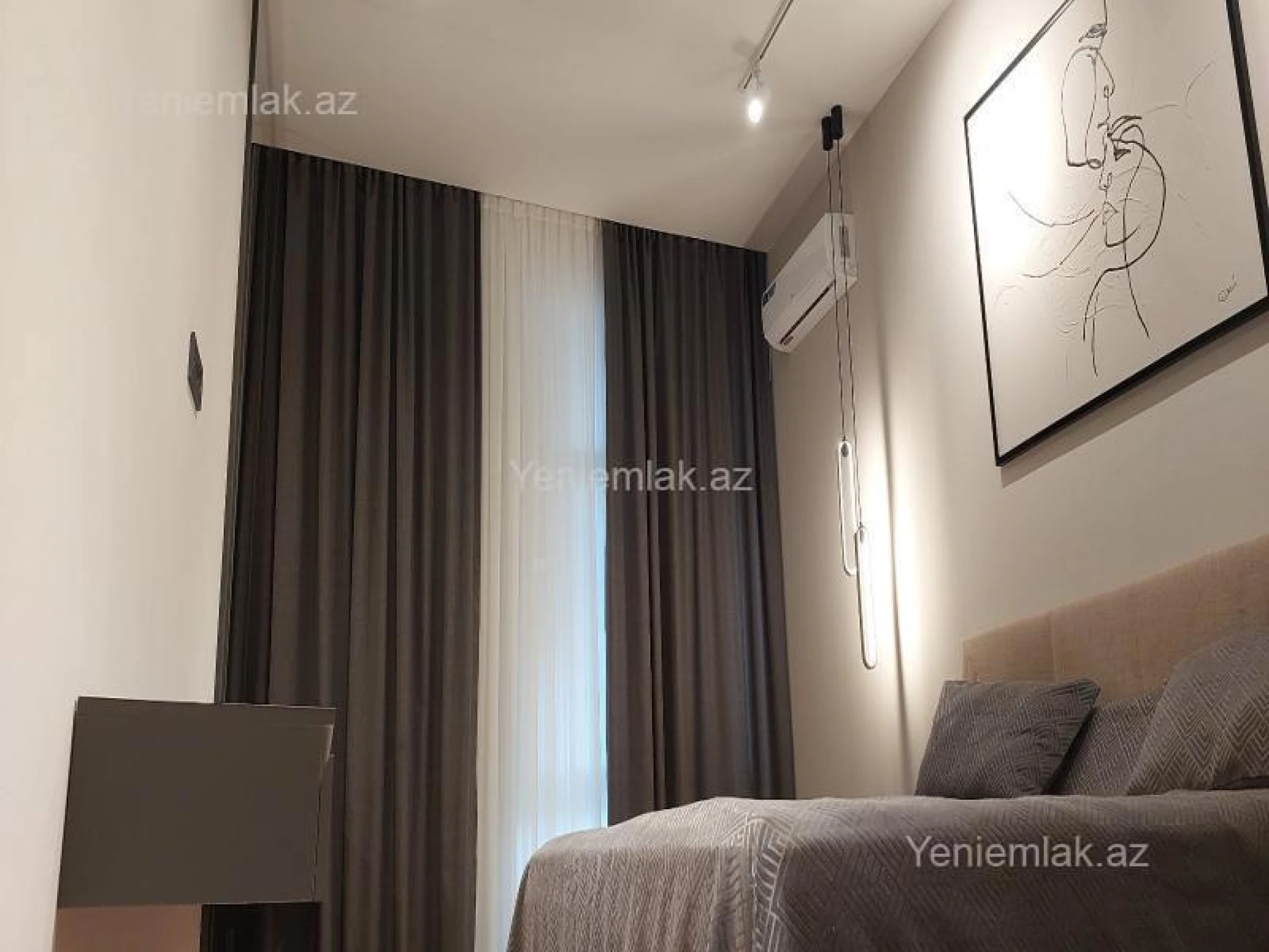 Satılır 3 otaqlı yeni tikili 130 m²