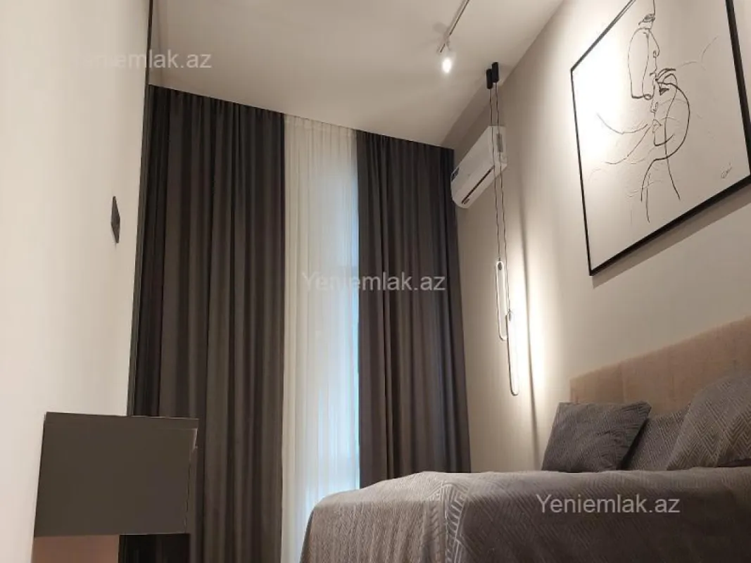 Satılır 3 otaqlı yeni tikili 130 m²