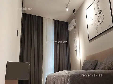 Satılır 3 otaqlı yeni tikili 130 m²