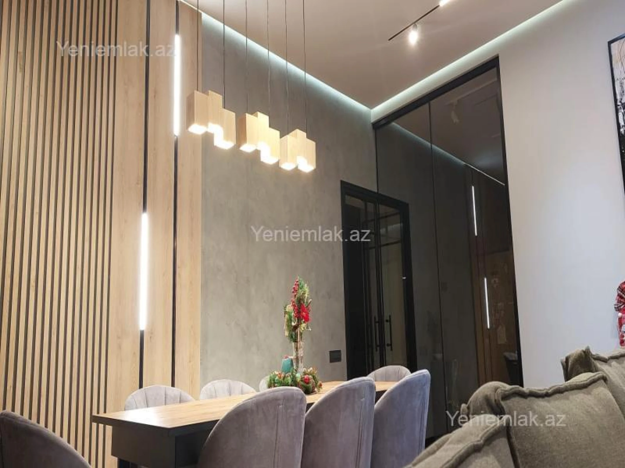 Satılır 3 otaqlı yeni tikili 130 m²