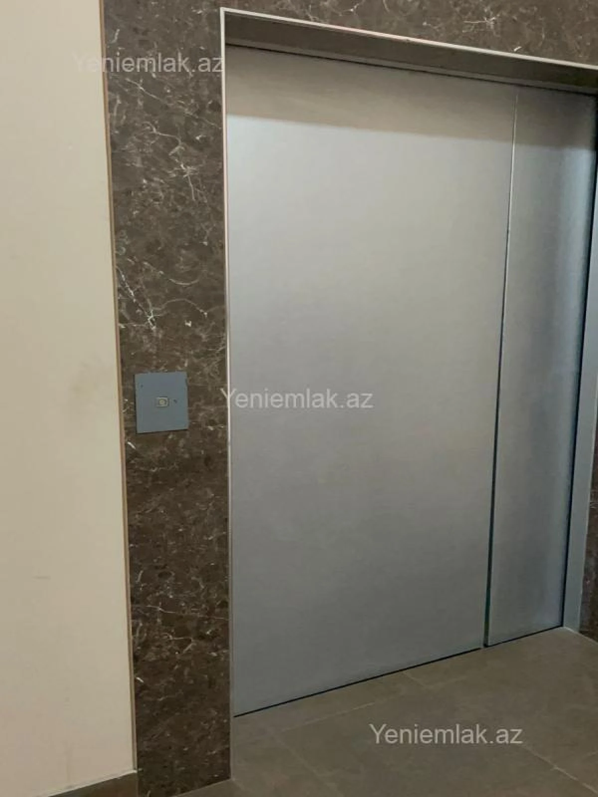 Satılır 4 otaqlı yeni tikili 190 m²