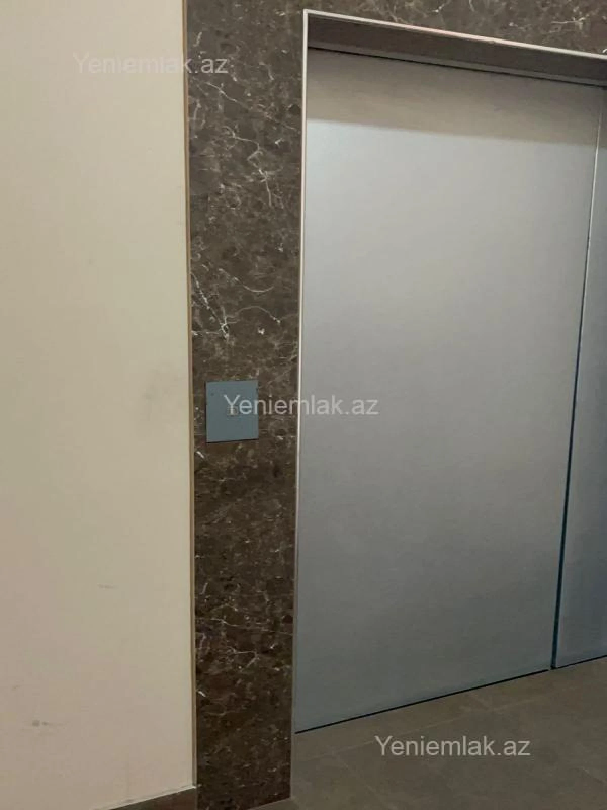 Satılır 4 otaqlı yeni tikili 190 m²