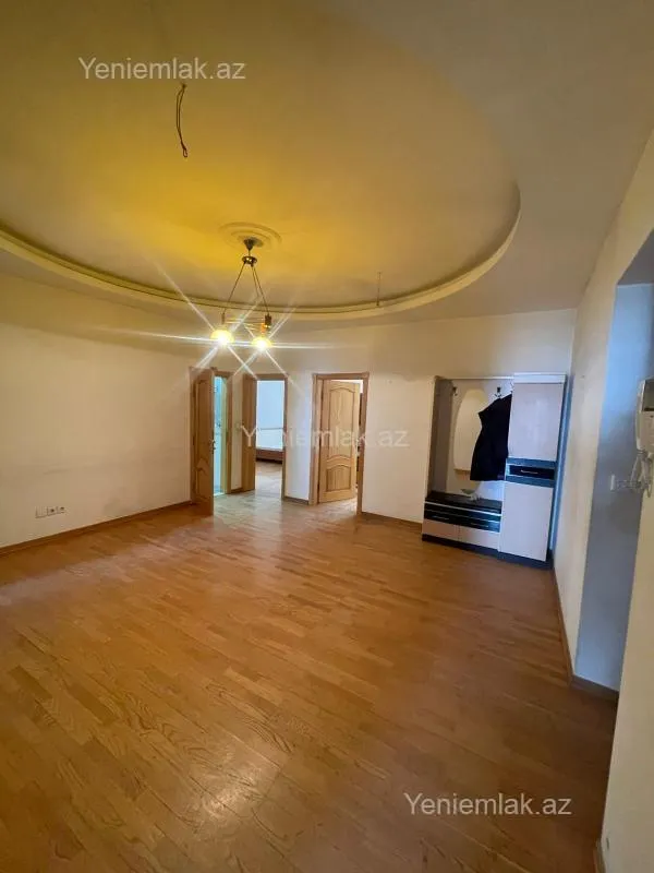 Satılır 4 otaqlı yeni tikili 190 m²