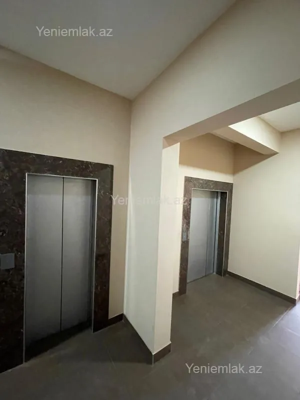 Satılır 4 otaqlı yeni tikili 190 m²