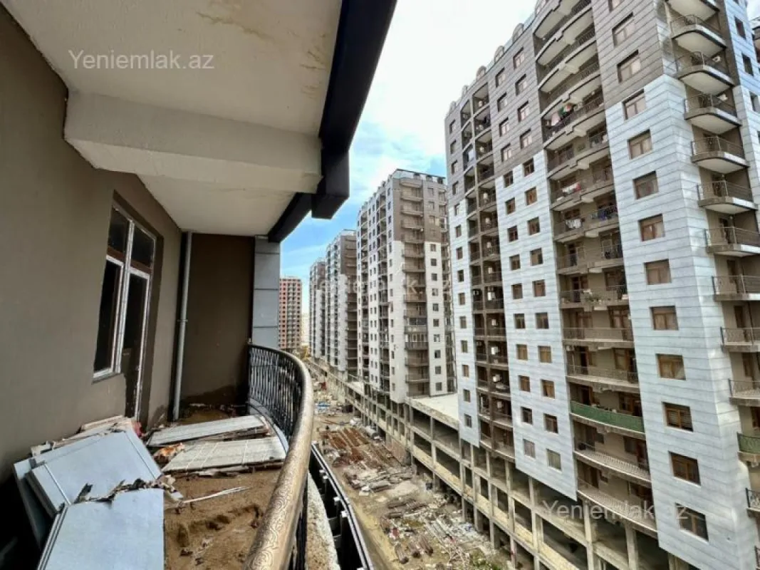 Satılır 3 otaqlı yeni tikili 120.13 m²